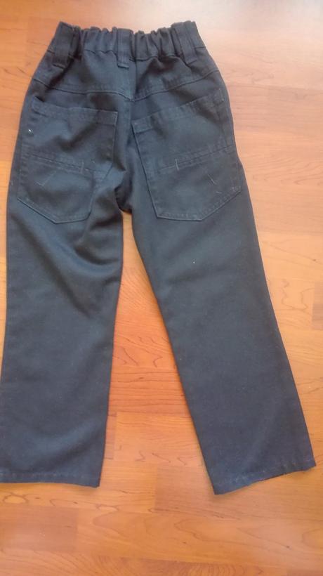 Spoločenské nohavice, 110