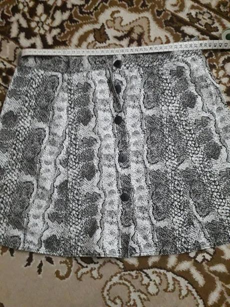 Dievčenská sukňa, 158