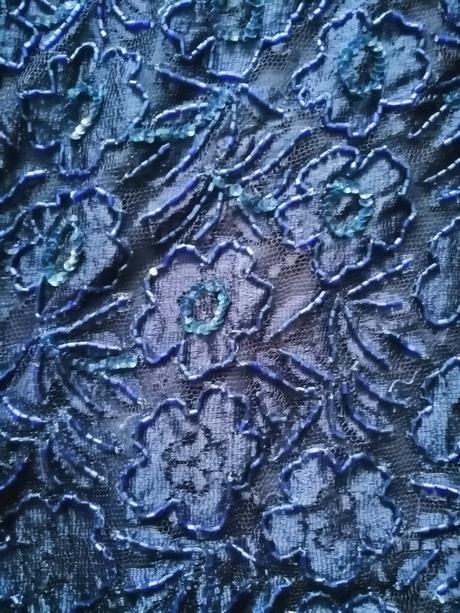 Luxus vyšívané modré šaty petrakocianova, v38-40, 40