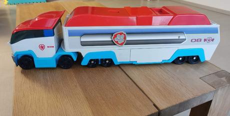 Kamion paw patrol s autami a postavičkami,