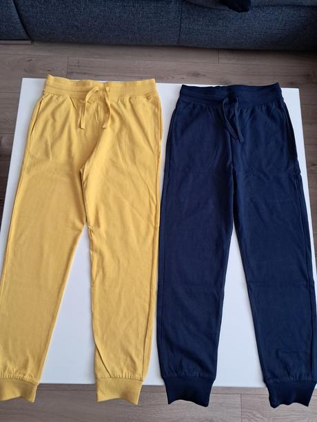 Teplaky h&m v.140, h&m,140