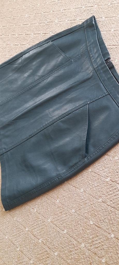 Koženková minusukňa, new look,40