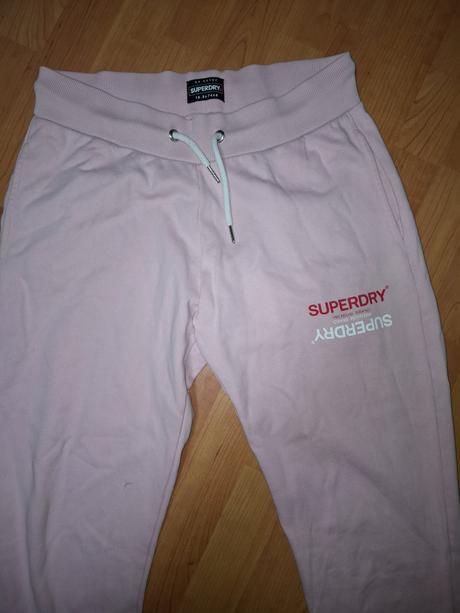 Dámske tepláky, superdry,40