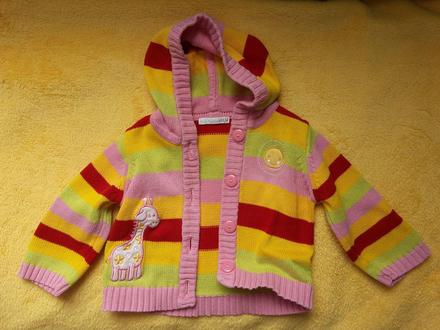 Nádherný náladu zlepšujúci svetrík, h&m,74