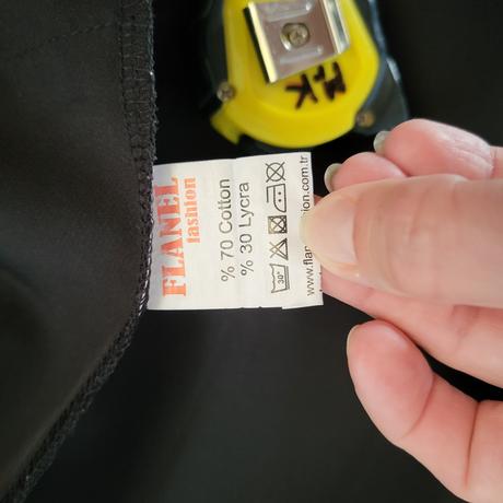 S elegantna vesta, s