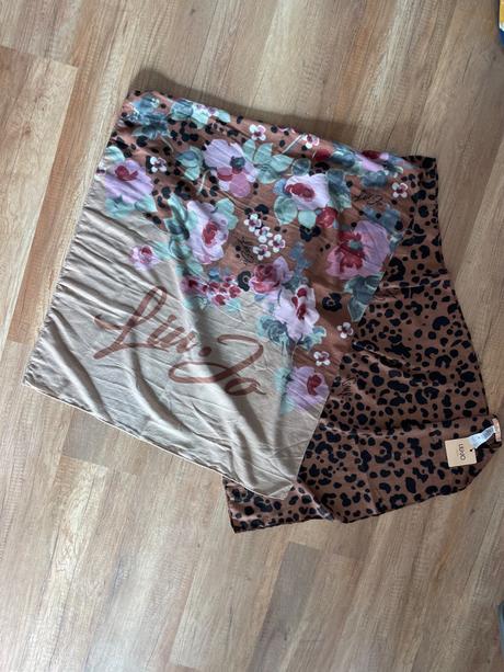 Šál liu jo, liu jo