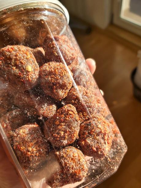 Sladkokyslé sušené tamarindy,