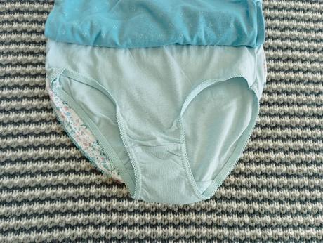 Nové nohavičky, 122