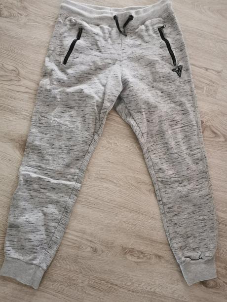 Tepláky 10-12 rokov, lindex,152