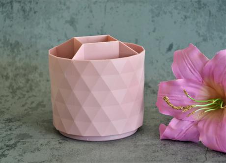 Otočný plastový organizér, 