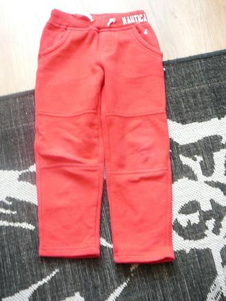 Chlapcenske teplaky, 104