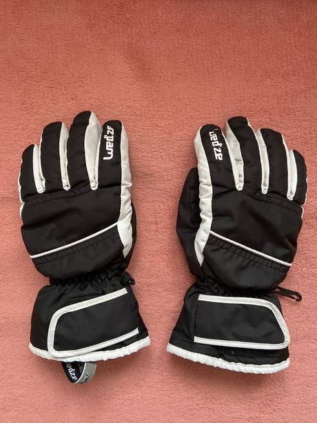 Lyžiarske rukavice na cca 10 rokov, wedze,128