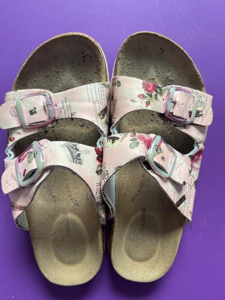 Ružové prezuvky, graceland,33