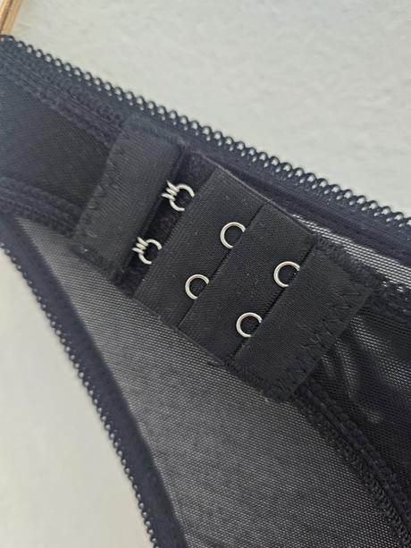 Damske nohavičky priesvitne s ručnou výšivkou, m