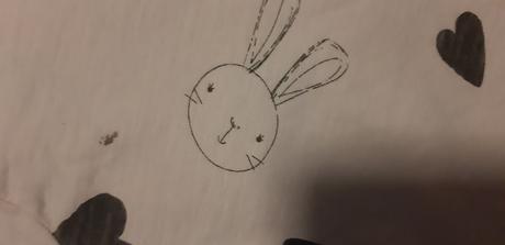 Tricko so zajacikmi, 104