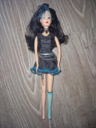 Barbie s tetovaniami gothic steffi love,