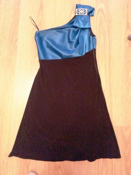 Šaty saténové 1x oblečené, m