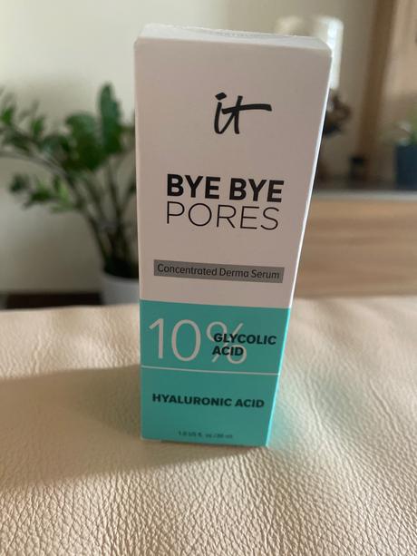 Bye bye pores glycolic acid,