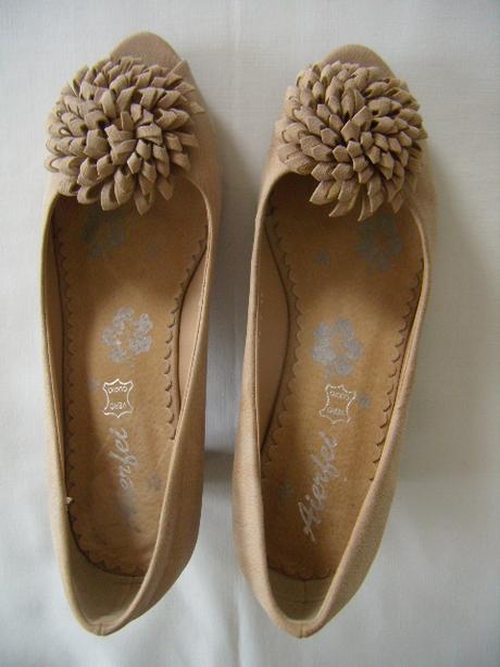 Bledo-hnedé lodičky s otvorenou špičkou v.36, 36