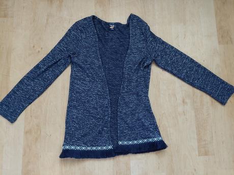 Dievčenský svetrík, 128