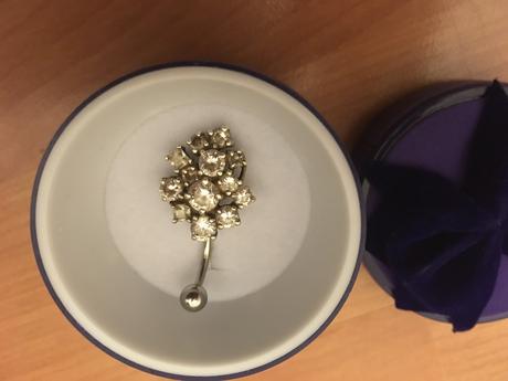 Strieborný piercing do pupka, 