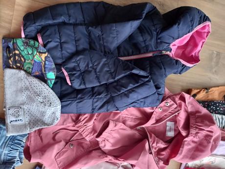 Balík oblečenia, 122–134