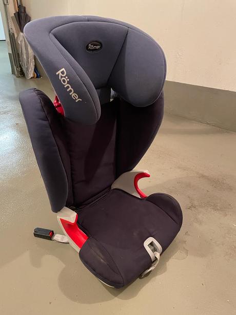 Autosedačka, britax