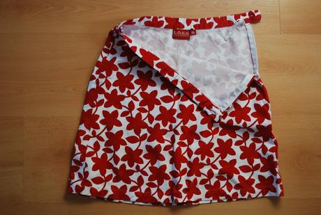 Kvietkovaná suknička, h&m,134