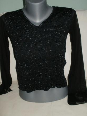 Top s priesvitnými rukávmi, s