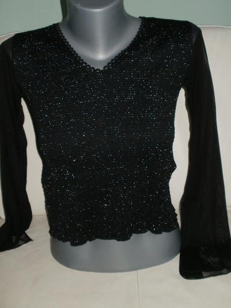 Top s priesvitnými rukávmi, s