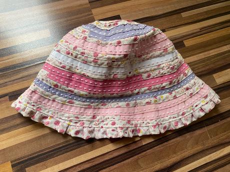 Patchworkovy klobucik, 52