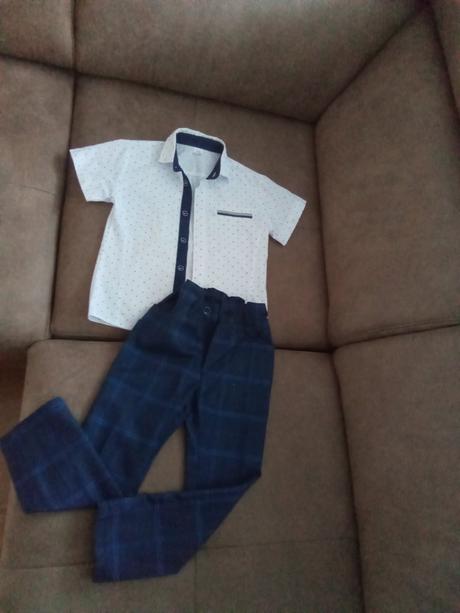 Košeľa a nohavice, 104