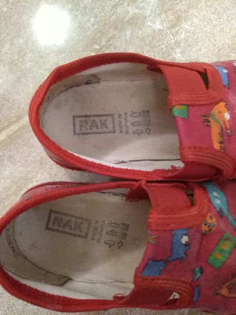 Papucky, rak,23