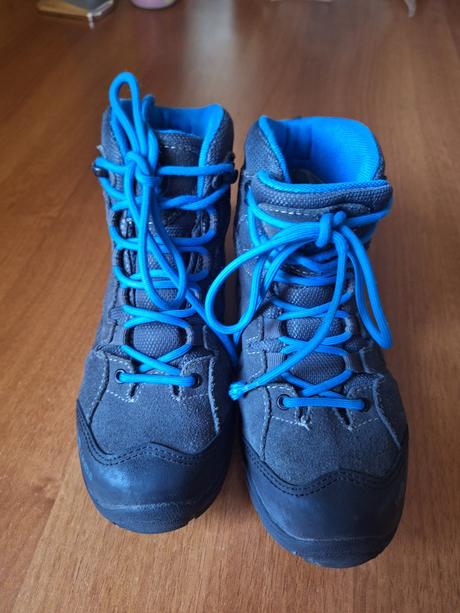 Turistické topánky pre dvojičky, 34