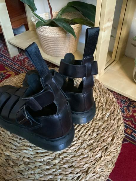 Dr martens sandále vysoké čierne kozenne, 36