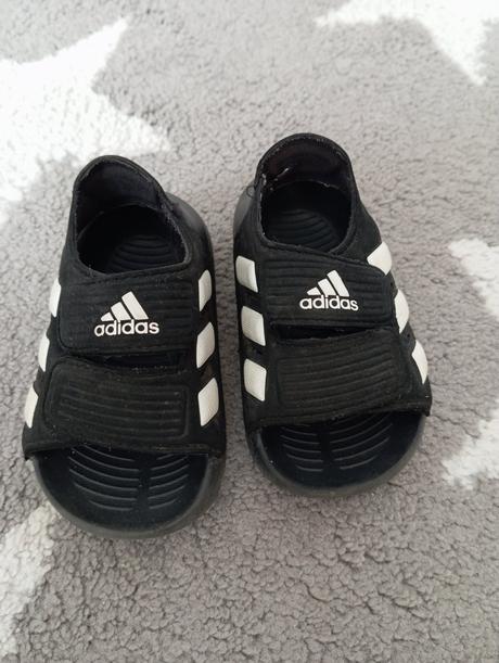 Tenisky, sandále,gumáky, adidas,19