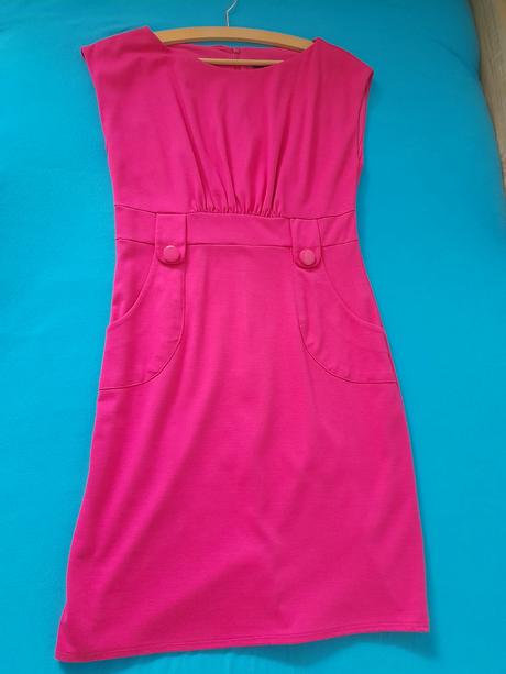 Cyklamenove šaty, 38