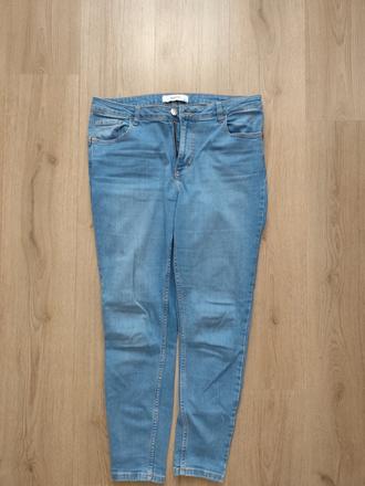 Džínsy, reserved,42