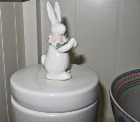 Keramika - veľkonočná dóza zajac, 