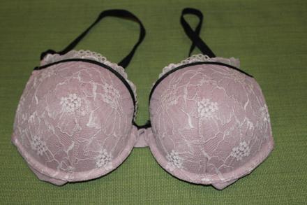 Krásna podprsenka, h&m,75c