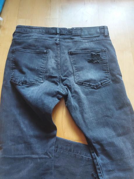 Perfektne trhane kvalitne skinny z rakuska, h&m,m