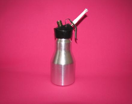 Bombičková fľaša na šľahačku  - retro, 