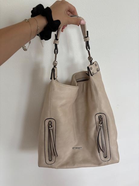 Véžová kabelka, 