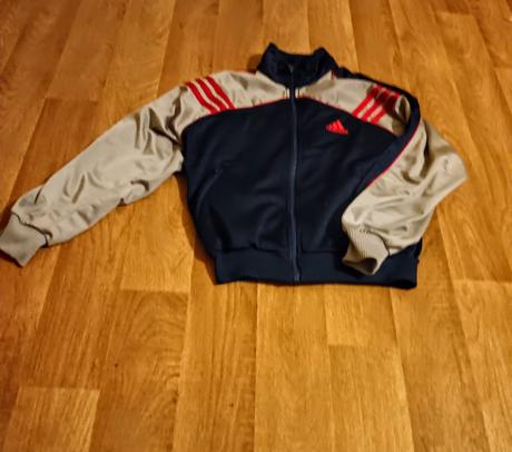 Adidas bundička, adidas,140