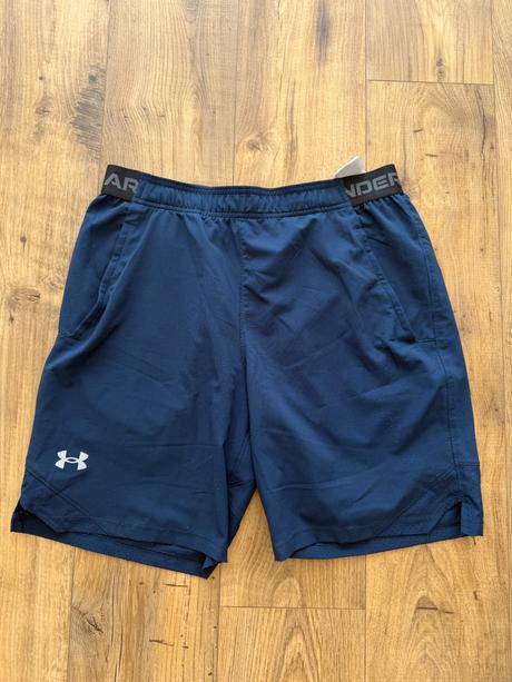 Športové kraťasy, under armour,l