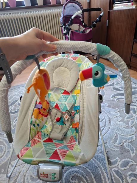 Vibrujúce kresielko bright stars, 