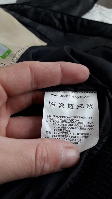 Koženková bunda vl. 104, 
