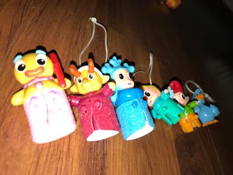 Kinder - figúrky na prsty - 6ks,