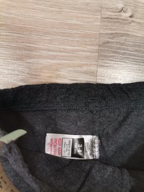 Dievčenské tmavosive legíny 3-4 roky, 98