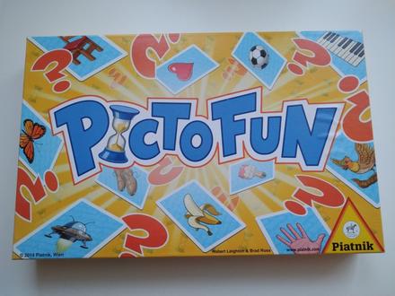 Spoločenská párty hra pictofun,